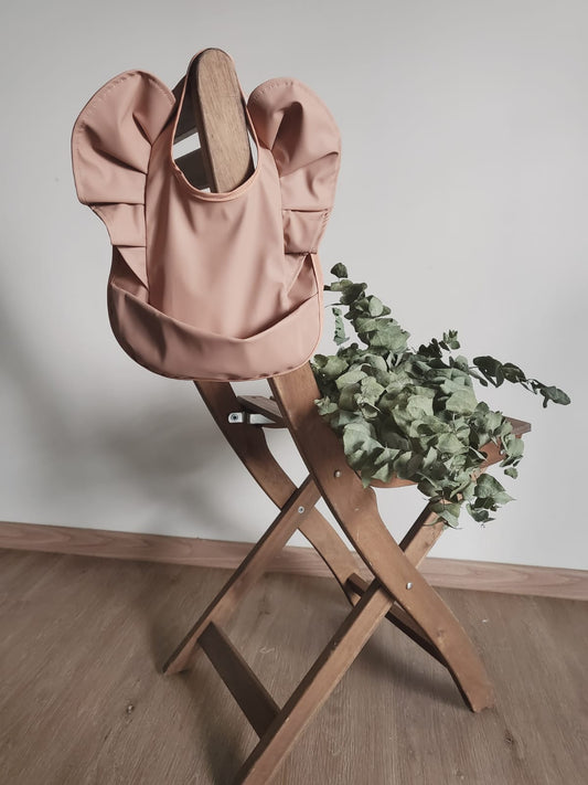 Ruffle Bib